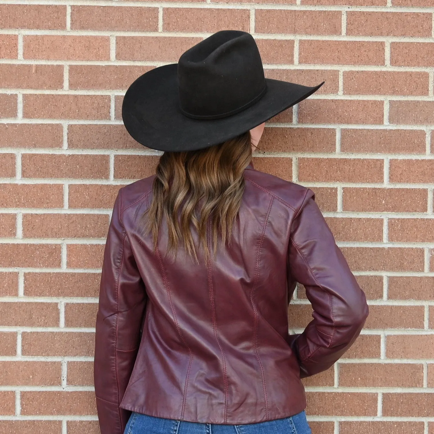 Ladies Lightweight Leather Jacket with Zip Front in Merlot